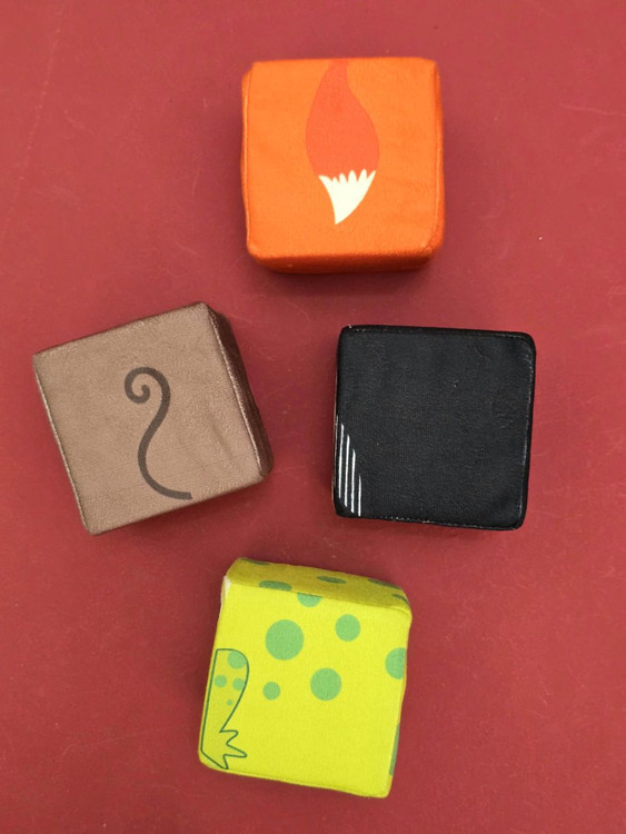 مکعب پارچه ای نوزادی